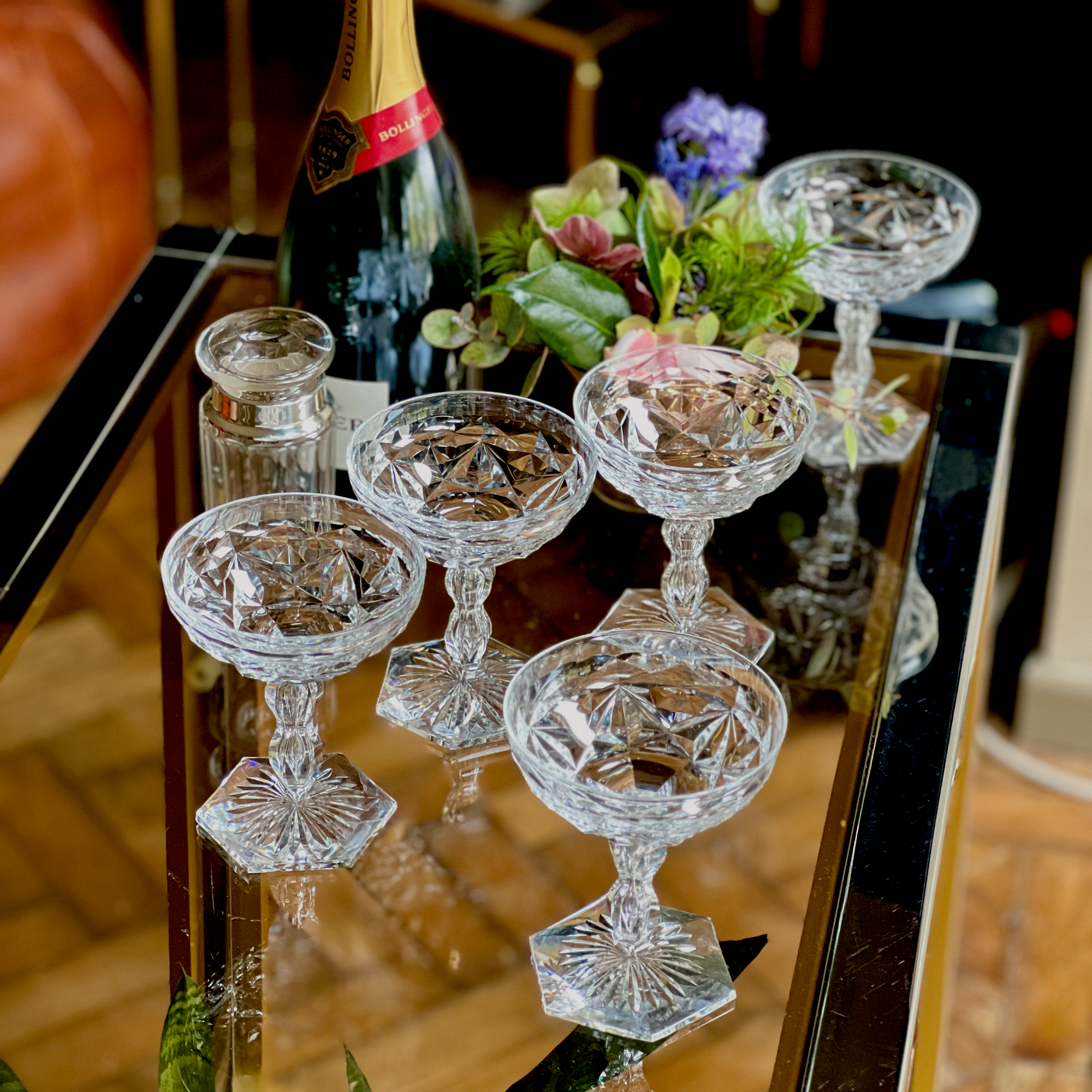 Crystal Champagne Coupe Deep Cut Patterns with Curved Stem
