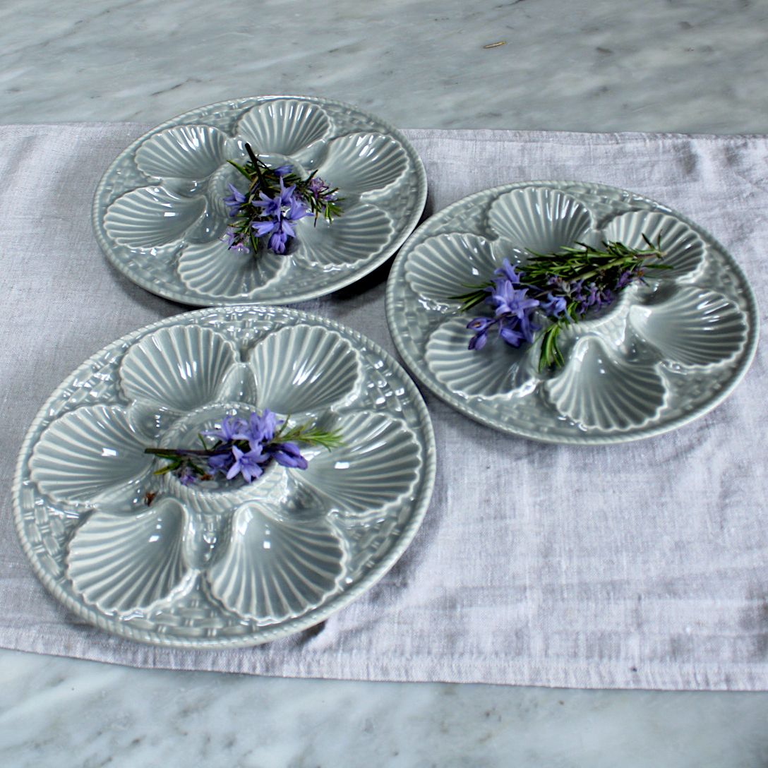 Grey 'Longchamp' Oyster Plates