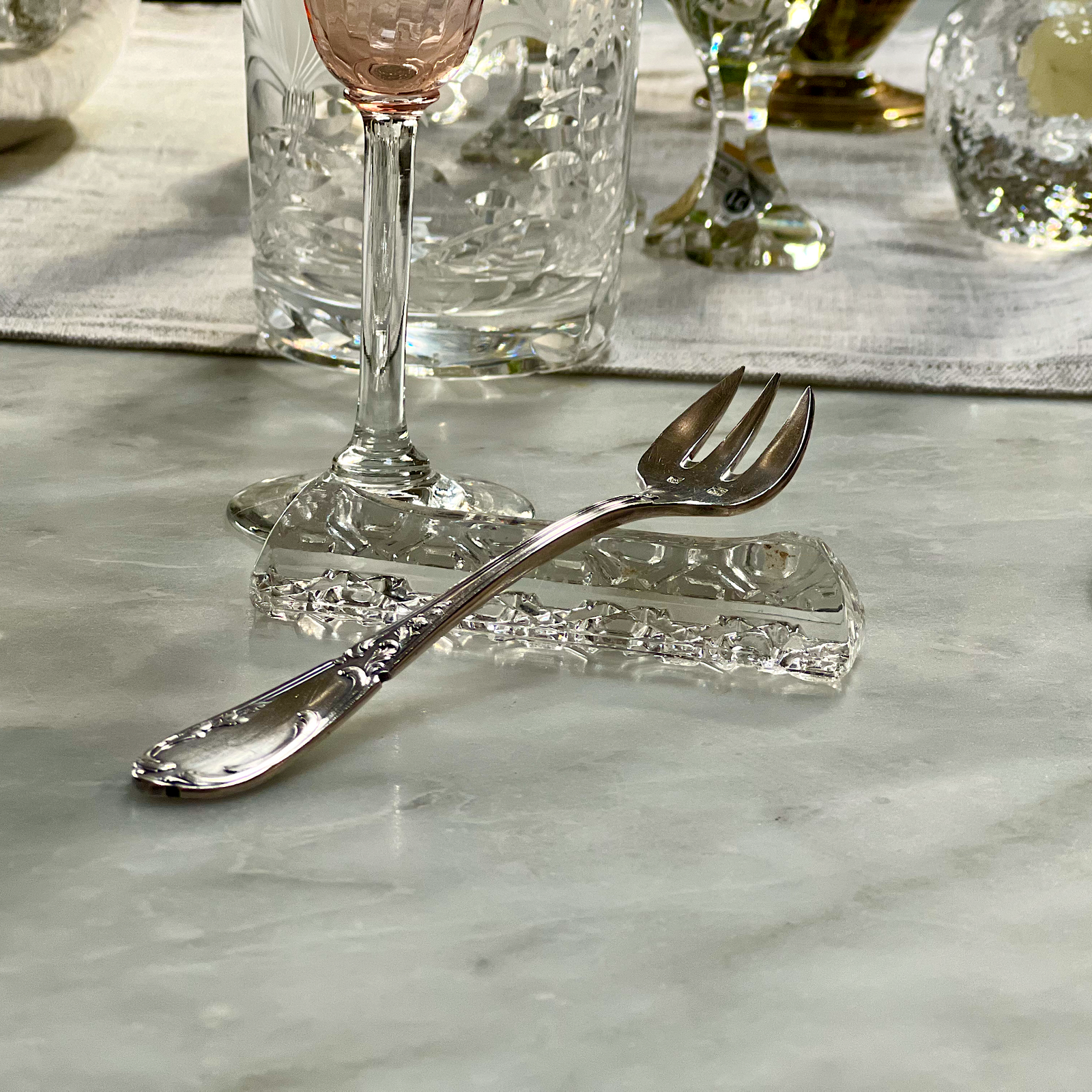 Beautiful Silver Decorative Boxed Oyster Forks Hall Marked