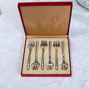 Silver Oyster forks Contemporary Design Boxed with Silver and Gold Ball